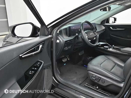 Kia EV6 — photo 11