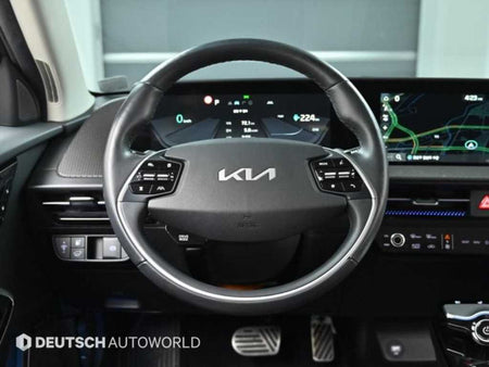 Kia EV6 — photo 13