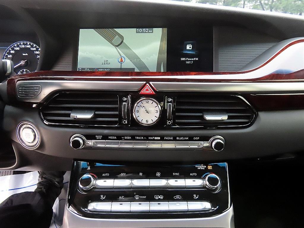 Genesis EQ900 — photo 12