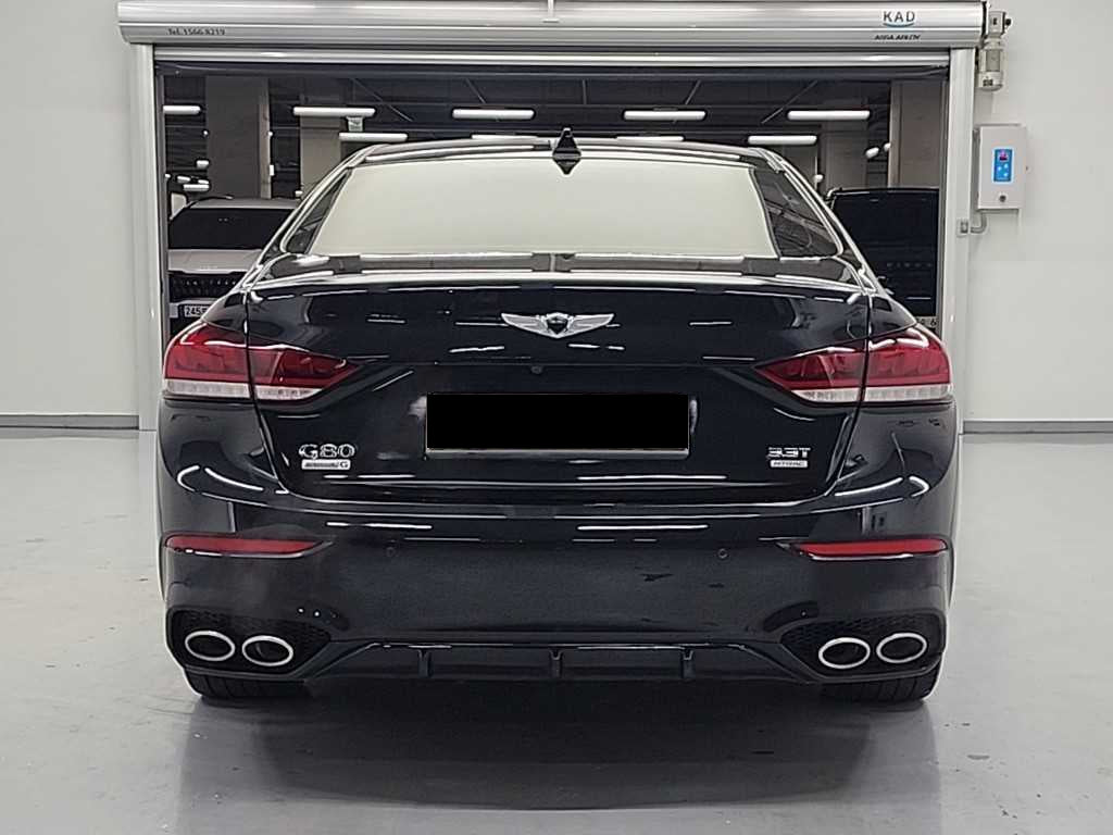Genesis G80 — photo 03