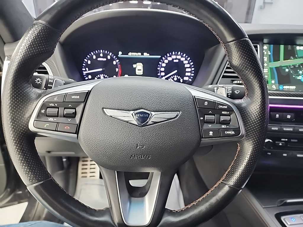 Genesis G80 — photo 09