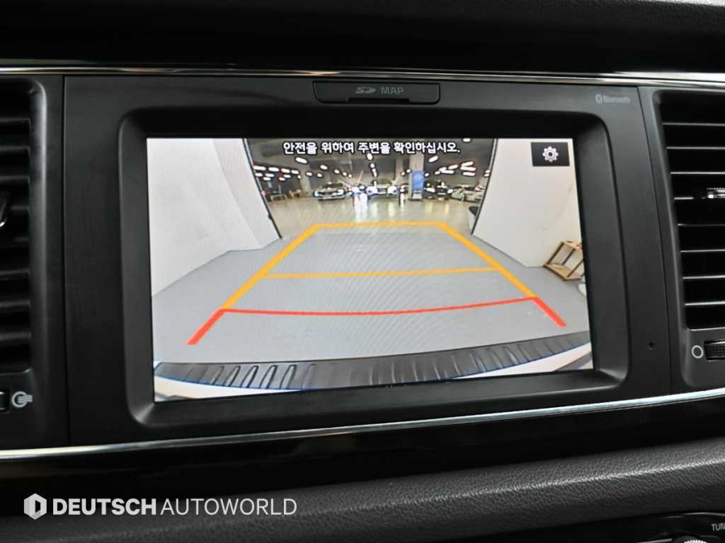 Kia Carnival — photo 15