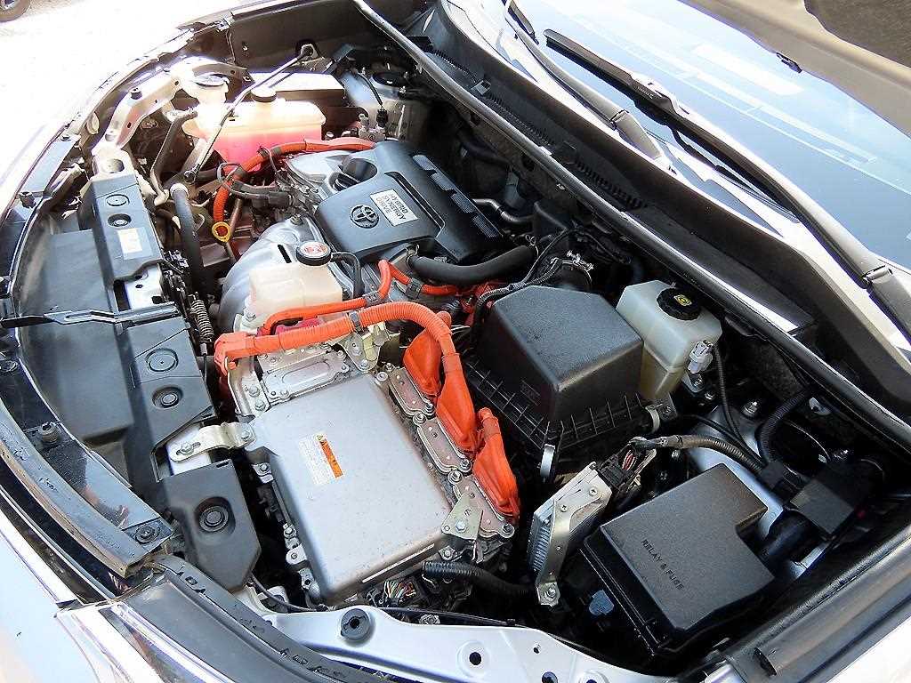 Toyota RAV4 — photo 19