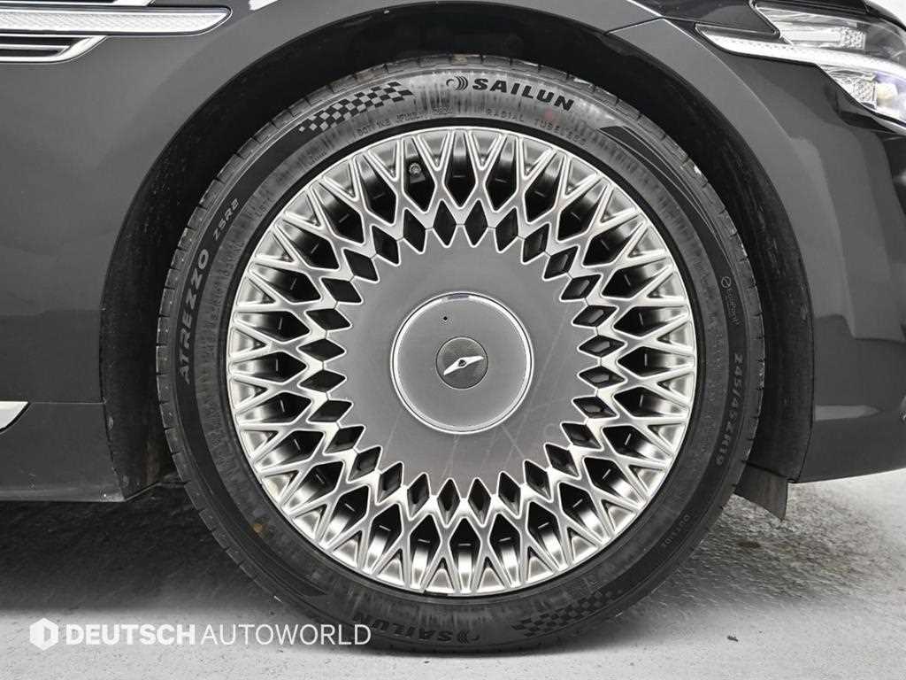 Genesis G90 — photo 05