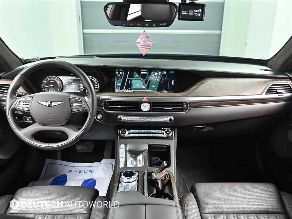 Genesis G90 — photo 07