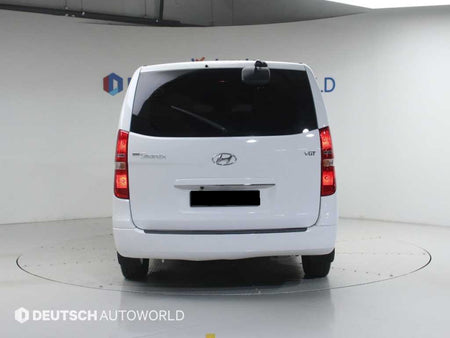 Hyundai Starex — photo 04