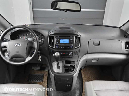 Hyundai Starex — photo 07