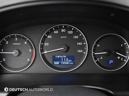 Hyundai Starex — photo 08