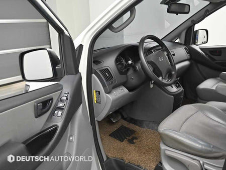 Hyundai Starex — photo 11