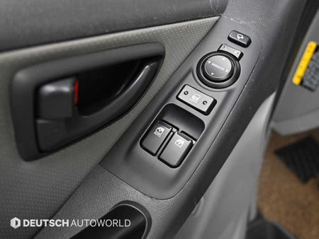 Hyundai Starex — photo 15