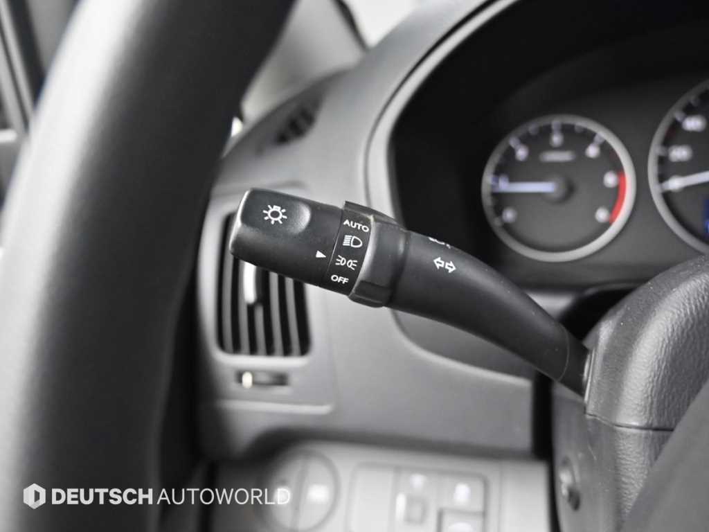 Hyundai Starex — photo 16