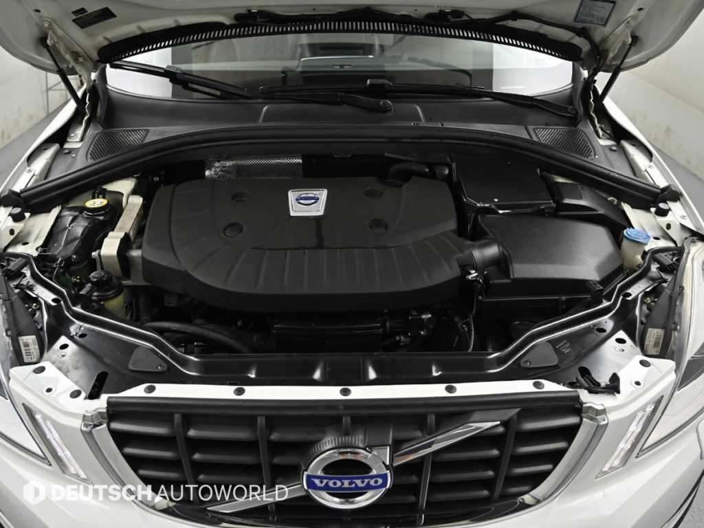 Volvo XC60 — photo 06