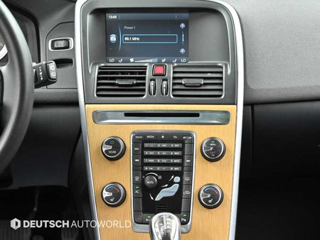 Volvo XC60 — photo 14