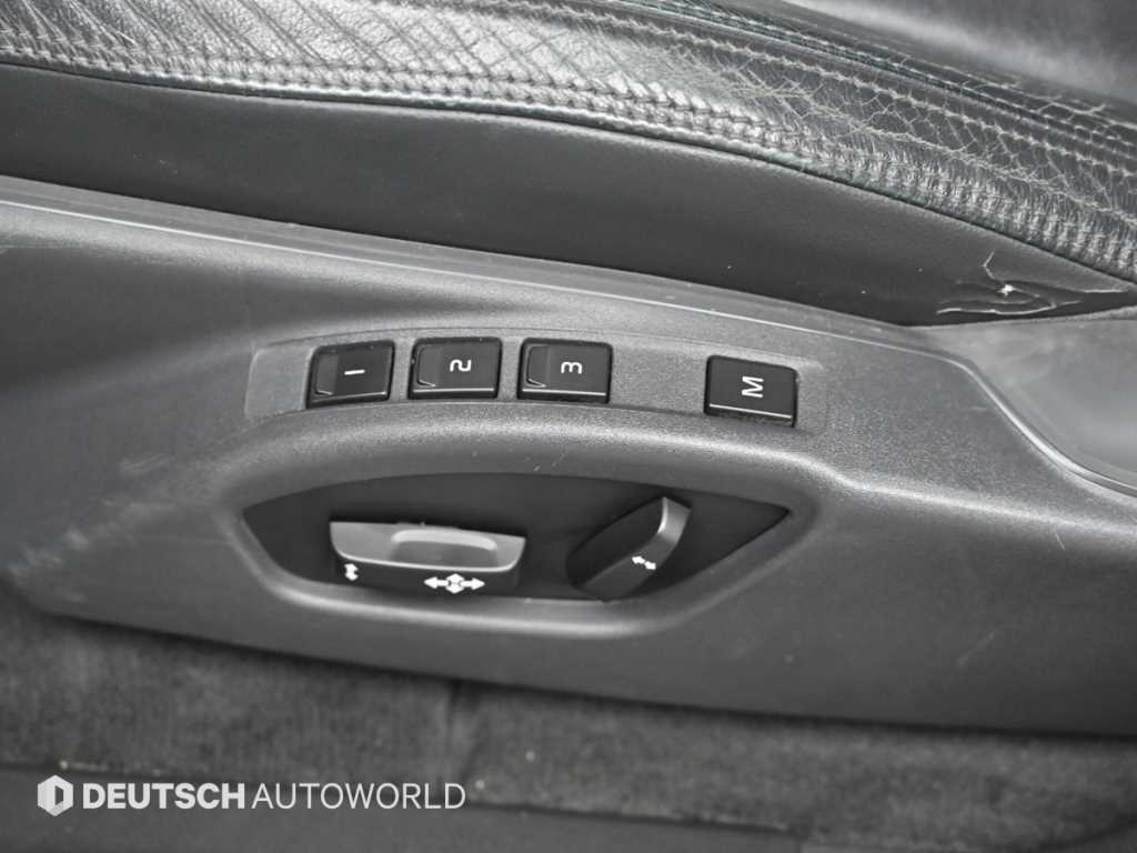 Volvo XC60 — photo 16