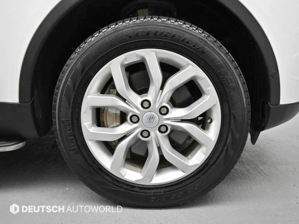 Land Rover Discovery — photo 05