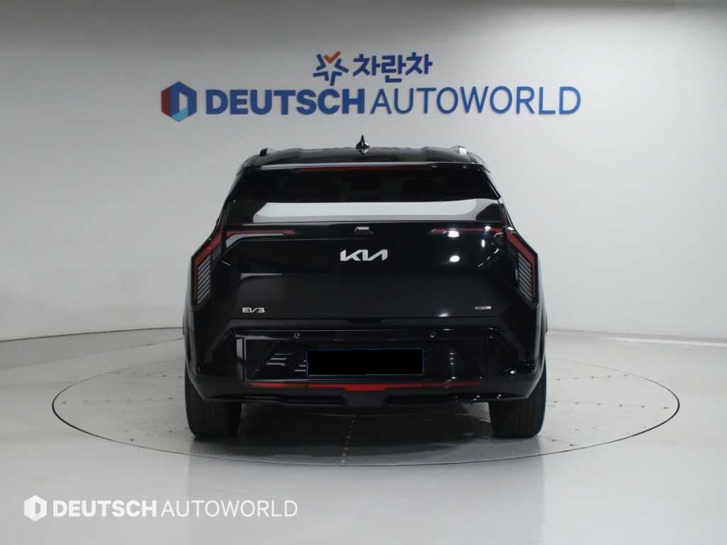 Kia EV3 — photo 04