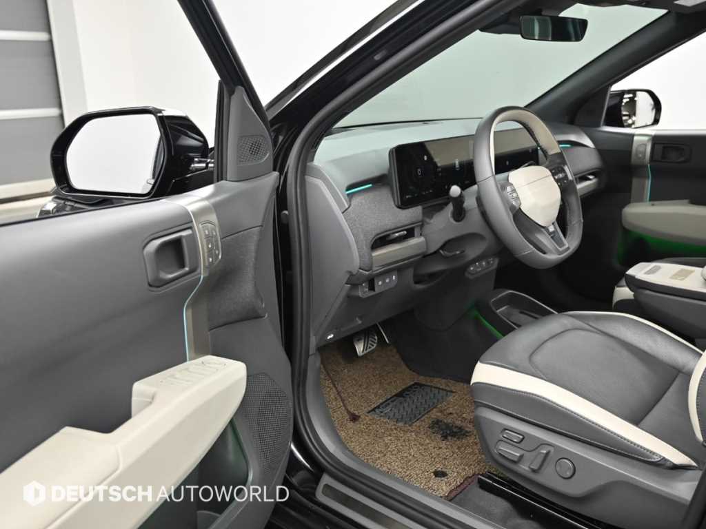 Kia EV3 — photo 11