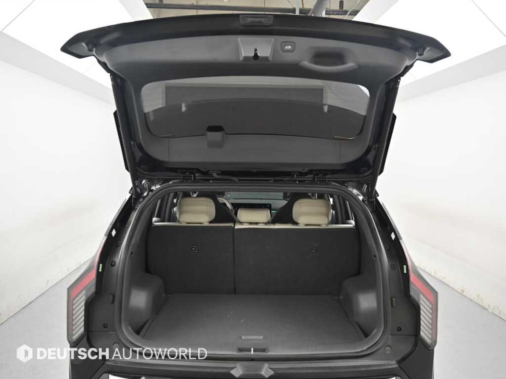Kia EV3 — photo 19