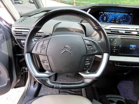 Citroen C4 Picasso — photo 08