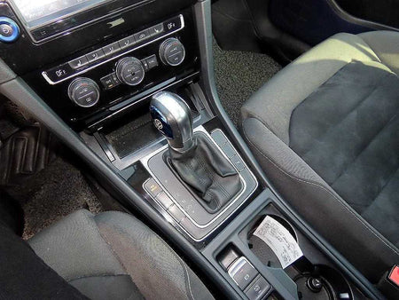 Volkswagen Golf — photo 10