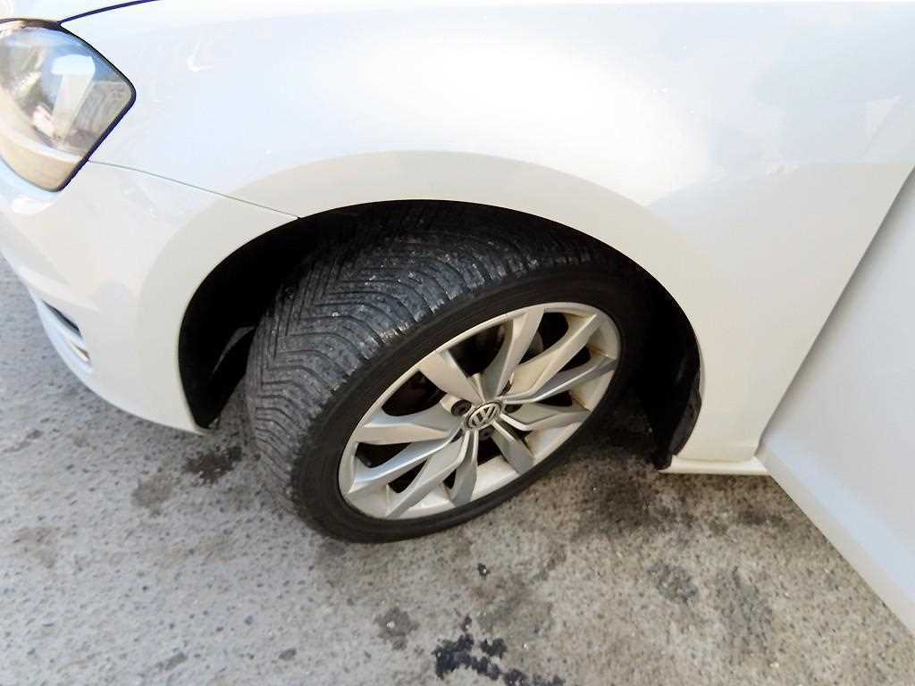 Volkswagen Golf — photo 20