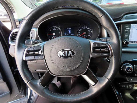 Kia Sorento — photo 08