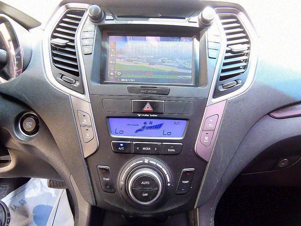 Hyundai Maxcruz — photo 13