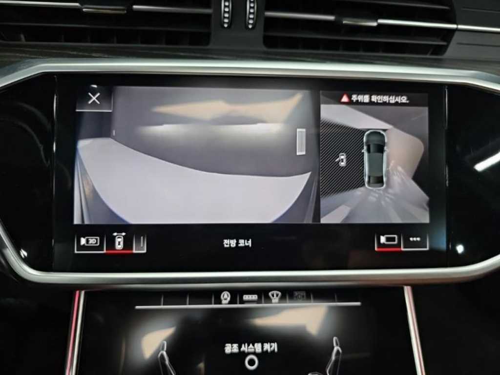 Audi A6 — photo 11