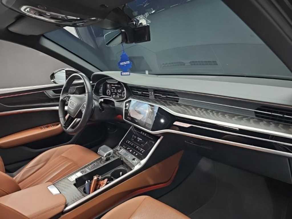 Audi A6 — photo 19