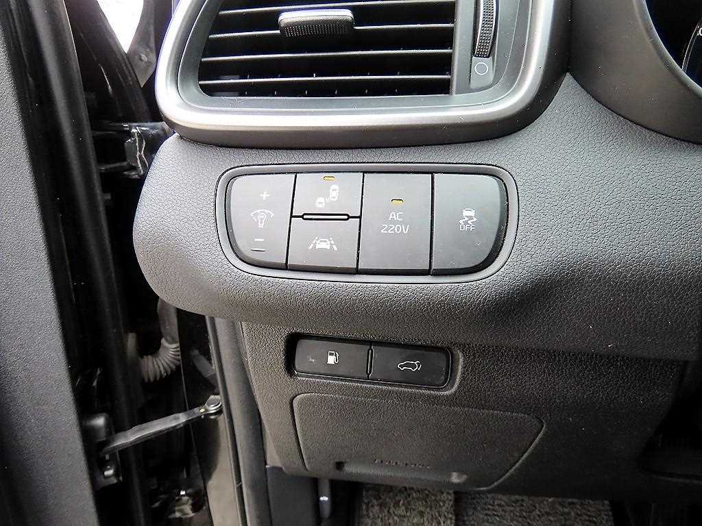 Kia Sorento — photo 12