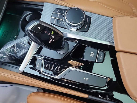 BMW 5-Series — photo 08