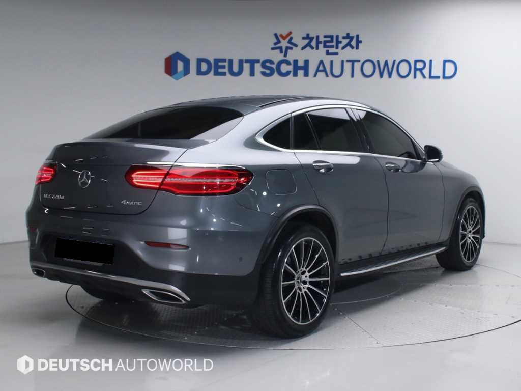 Mercedes-Benz GLC-Class — photo 02