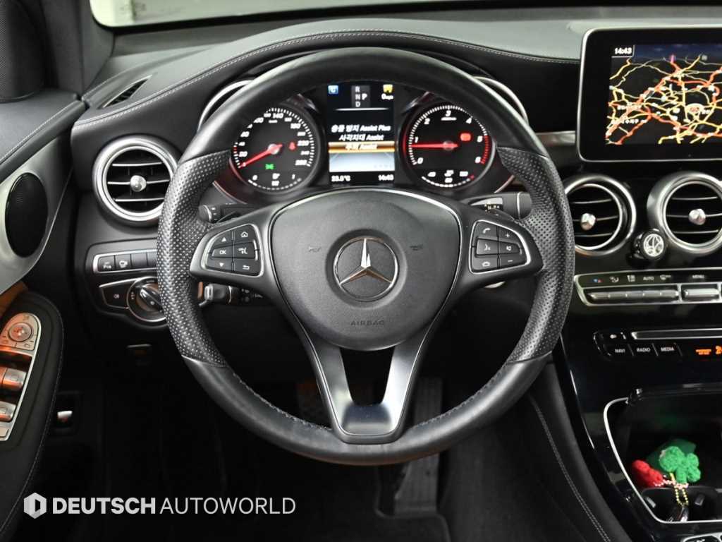 Mercedes-Benz GLC-Class — photo 13