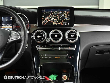 Mercedes-Benz GLC-Class — photo 14