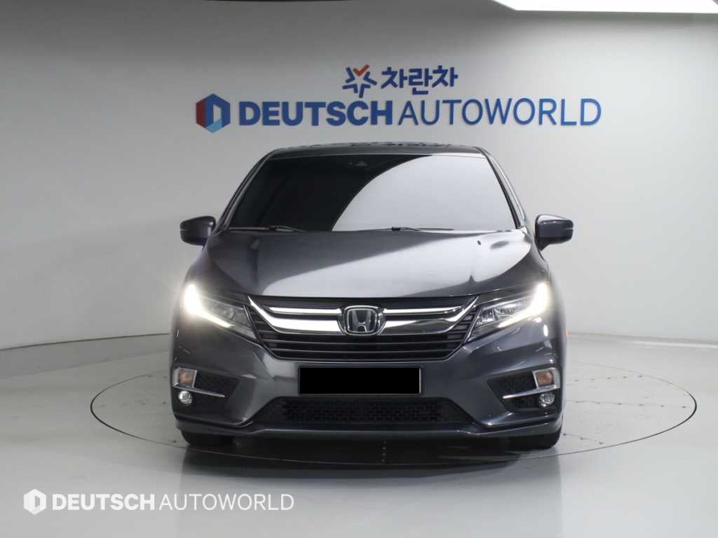 Honda Odyssey — photo 03