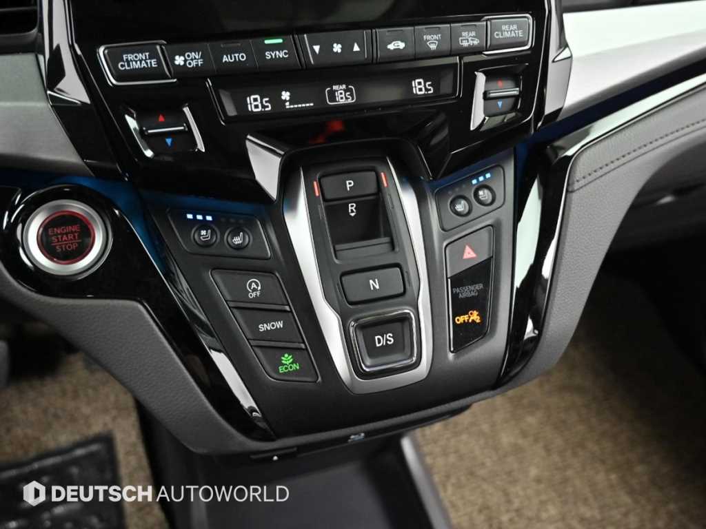 Honda Odyssey — photo 09