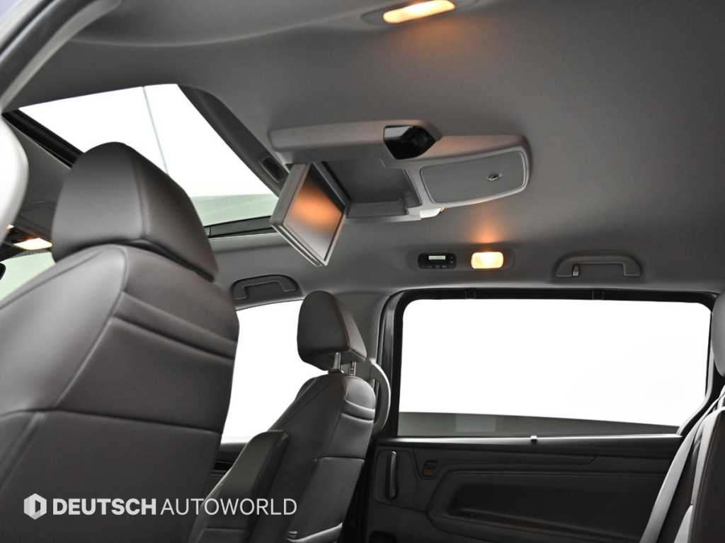 Honda Odyssey — photo 18