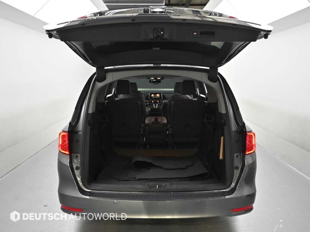 Honda Odyssey — photo 19