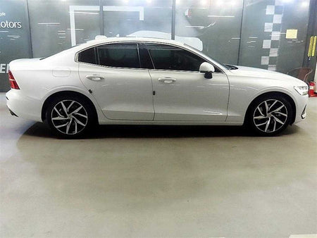 Volvo S60 — photo 03