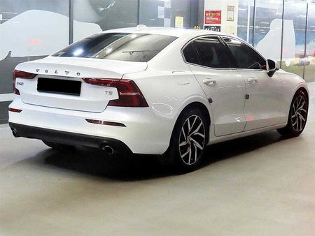 Volvo S60 — photo 04
