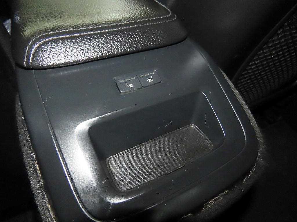 Volvo S60 — photo 16