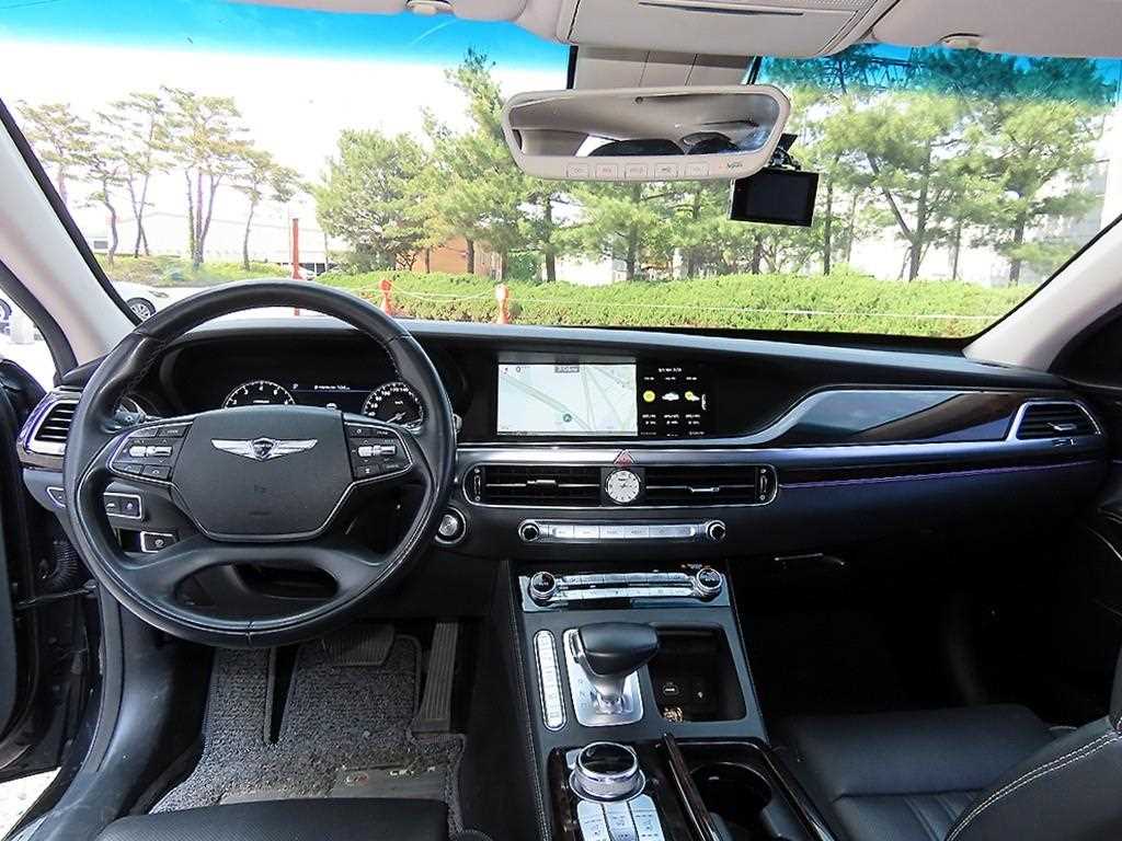 Genesis G90 — photo 07