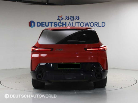 BMW XM — photo 04