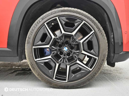 BMW XM — photo 05