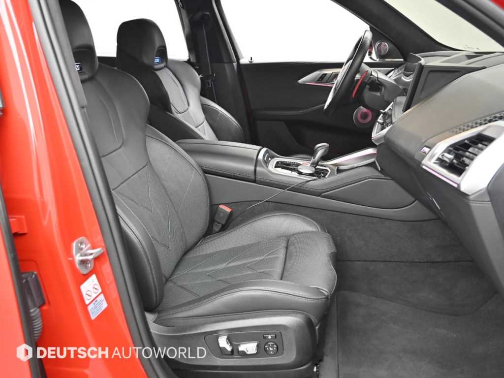 BMW XM — photo 10