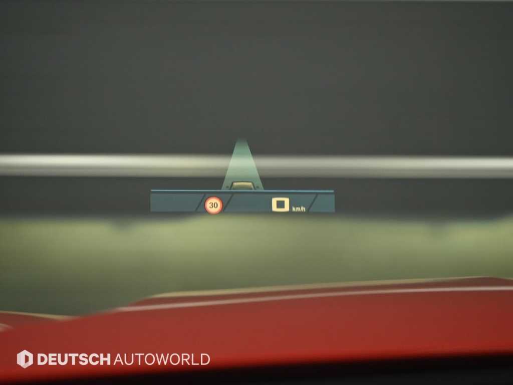 BMW XM — photo 17