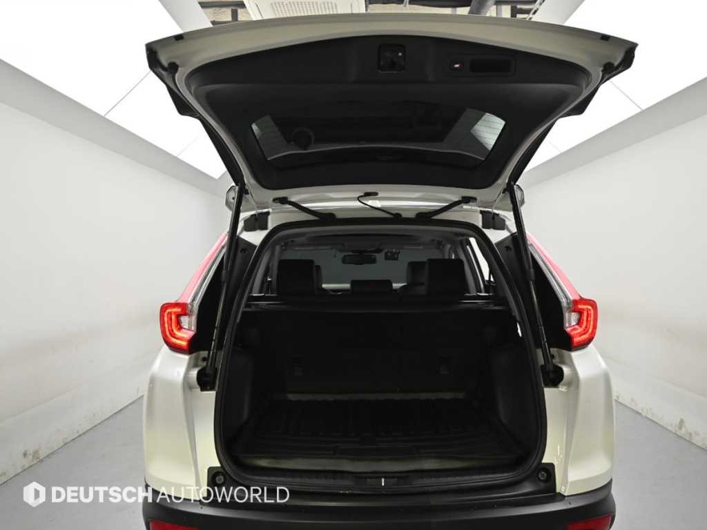 Honda CR-V — photo 19