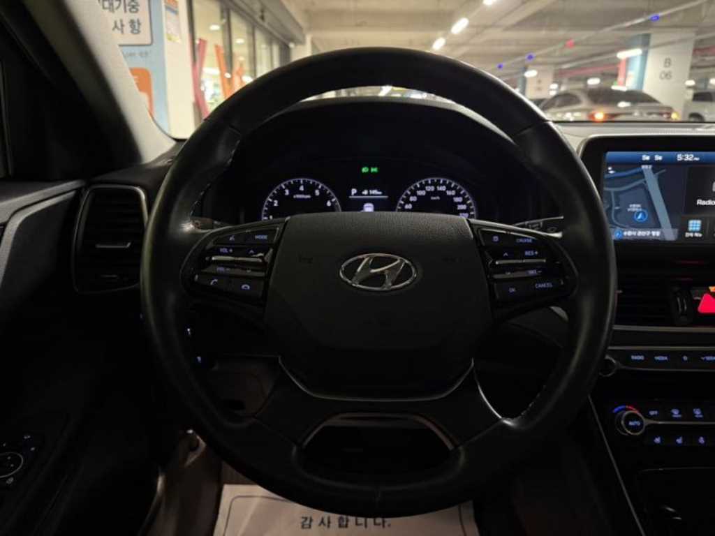 Hyundai Grandeur — photo 07