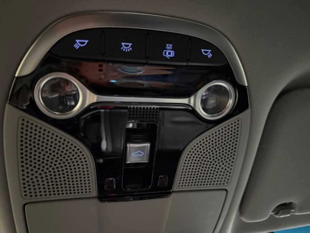 Hyundai Grandeur — photo 13