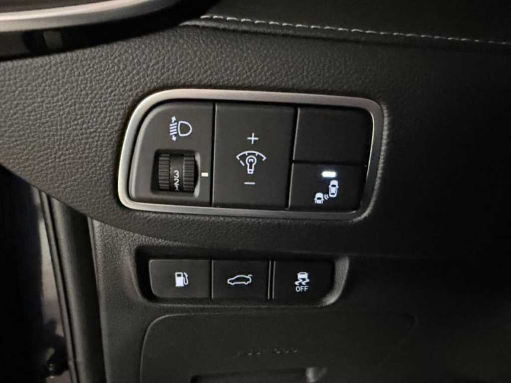 Hyundai Grandeur — photo 14
